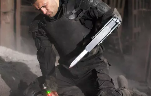 Filme la TV azi, 8 decembrie: „Soldatul universal 3 - Regenerarea”, „Ecks contra sever”, „Cum să faci ca s-o desfaci”