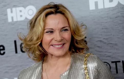 Kim Cattrall, îndrăgostită până peste cap de iubitul cu 15 ani mai tânăr. Actrița a găsit marea dragoste după trei căsătorii eșuate