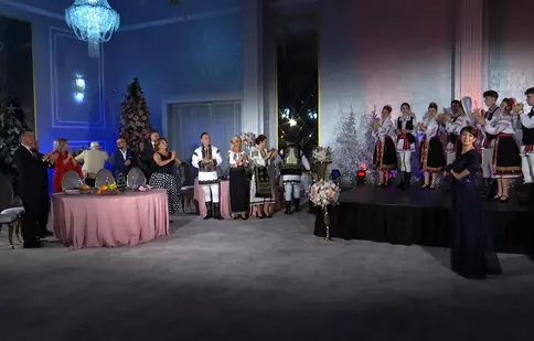 Star Chef, ediție specială de Revelion la Antena Stars. Adriana Trandafir este gazda emisiunii