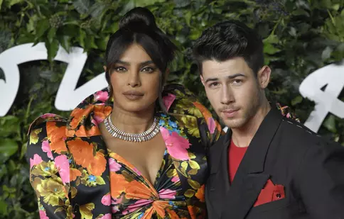 Priyanka Chopra şi Nick Jonas, părinţi pentru prima oară. Cei doi au apelat la o mamă surogat