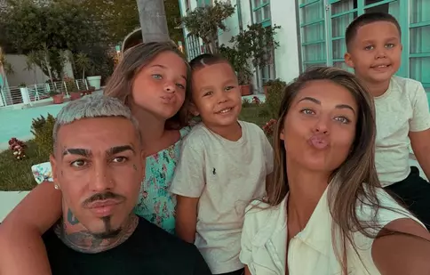 Imagini de colecție cu fiii Antoniei și ai lui Alex Velea. Mezinul familiei, Akim, a împlinit 9 ani – Mesajul emoționant al artistei