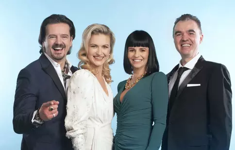 Mihai și Elwira Petre, Simona Pungă și Cornel Gheorghe, jurații Dancing on Ice: Vis în doi