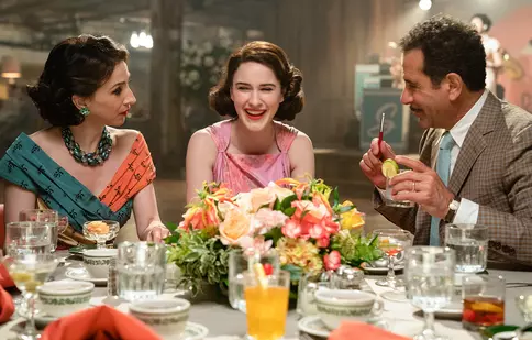 Serialul „The Marvelous Mrs. Maisel” a fost reînnoit pentru al cincilea sezon