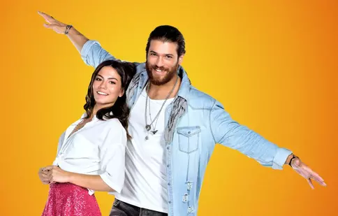 Happy Channel reia „Vis de iubire”. Când revine la tv serialul-fenomen cu Can Yaman și Demet Ozdemir