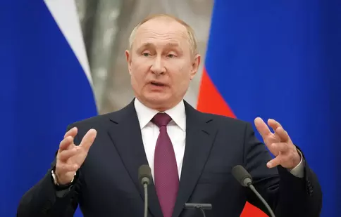 Motivul pentru care Putin ar avea fața umflată. Indiciile care arată că ar avea o boală gravă