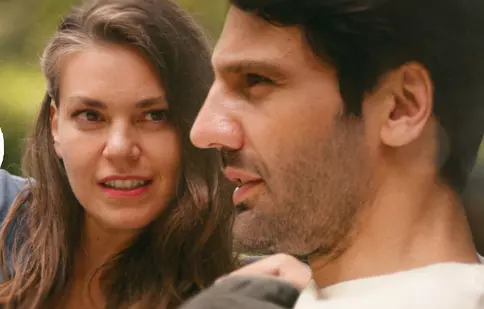 Tot ce trebuie să știi despre „Pe mâini bune”, cu  Asli Enver și Kaan Urgancioğlu în rolurile principale