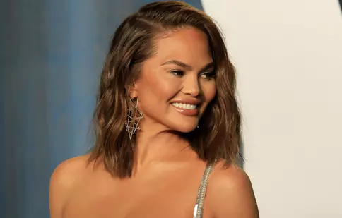 Chrissy Teigen a pozat nud. Ce a dorit soția lui John Legend să le arate fanilor ei