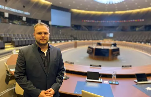 „România, te iubesc!”, 3 aprilie. „NATO suntem noi!”, un reportaj de Cosmin Savu și Paul Angelescu