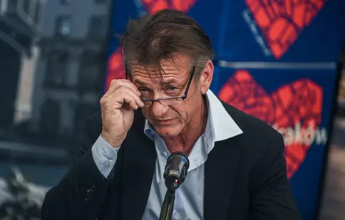 Sean Penn, primele declarații despre divorțul de Leila George. „Există o femeie...”