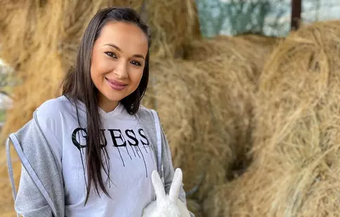 Vlăduța Lupău, însărcinată în patru luni, despre dramele din viața sa. „Nu m-am bucurat absolut deloc”. Vestea care a dărâmat-o!