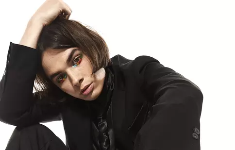 Rareș, câștigătorul One True Singer: „De la băiatul care citea 12 ore pe zi, la băiatul care scrie 12 ore pe zi”