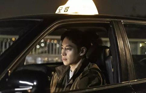 Serialul coreean „Taxi Driver” este disponibil pe AntenaPLAY