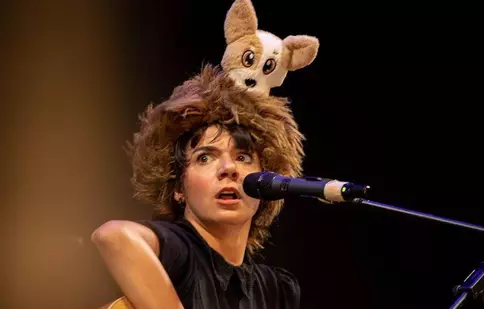 „Oglinda neagră”, o poveste muzicală de Cristina Juncu, duminică, 17 iulie, pe TVR 3