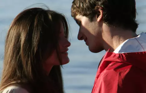 Serialul italian „Dragoste și răzbunare”, în premieră la Prima TV. Programul de difuzare