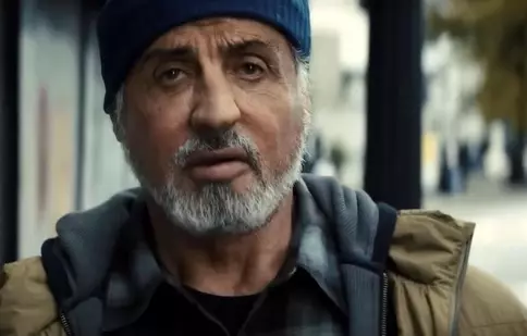 Sylvester Stallone, în rolul unui supererou gunoier în „Samaritan”, film Prime Video