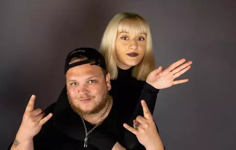 Cine este Pufeh, concurent la America Express 2022. Ce relație are cu Alina Ceușan și Carmen Grebenișan