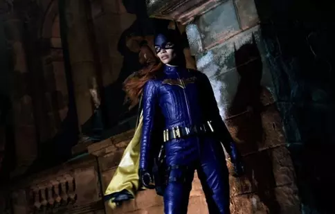 Filmul „Batgirl” a fost anulat de HBO Max, deși era aproape terminat. Când era anunțată premiera