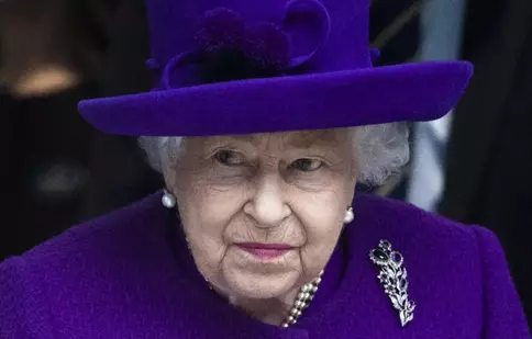 Legătura dintre regina Elisabeta a II-a si Regele Mihai