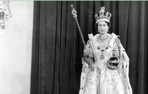 Imagini inedite din viața Elisabetei a II-a. Regina Marii Britanii a murit la 96 de ani