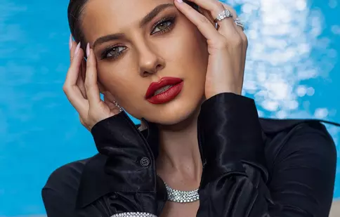 Din junglă, înapoi la muzică! Lidia Buble lansează un nou single, o colaborare cu DJ Project