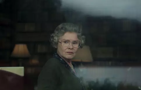Cum a afectat-o pe Imelda Staunton, actrița din „The Crown”, moartea reginei Elisabeta a II-a. „Reacția mea m-a surprins”