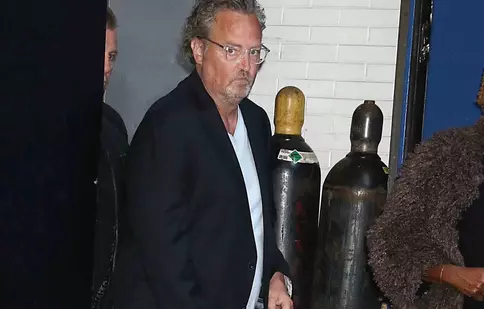 Matthew Perry, dezvăluiri incredibile despre salariile primite de actorii din „Prietenii tăi”. De ce îi datorează 30 de milioane de dolari lui David Schwimmer