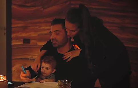 Pepe a lansat melodia „Familia mea”. În videoclip, apar cei trei copii ai lui, dar și soția sa, Yasmine