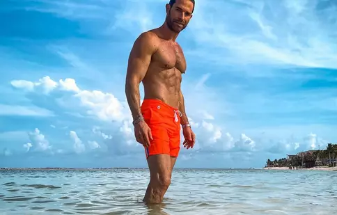 Sebastian Rulli va juca într-un nou serial. Cine va fi partenera lui