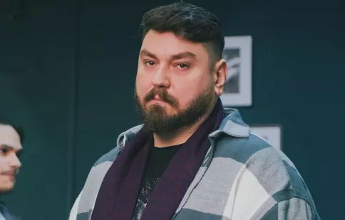 Cine este Cosmin Nedelcu - Micutzu de la „The Ticket”. Are o carieră solidă în lumea comediei și a apărut pe marile ecrane