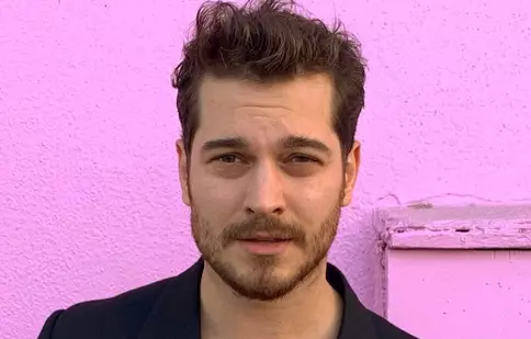 Çağatay Ulusoy își pregătește revenirea pe Netflix. Ce știm până acum despre noul serial
