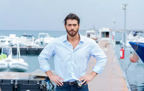 Culorile legii, cel mai nou serial al lui Can Yaman, începe la AXN. Când e premiera