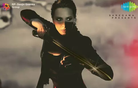 Iulia Vântur, scene de luptă în noul său videoclip. Actrița s-a antrenat cu un celebru cascador de la Hollywood