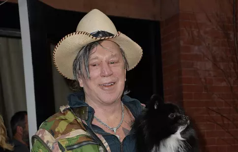 Mickey Rourke va juca în filmul românesc „21 de rubini”. Ce alte staruri internaționale fac parte din distribuție