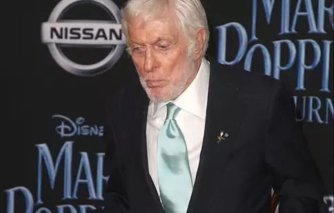 La 97 de ani, Dick Van Dyke a făcut accident cu mașina. Ce i-a cerut poliția actorului din „Mary Poppins”