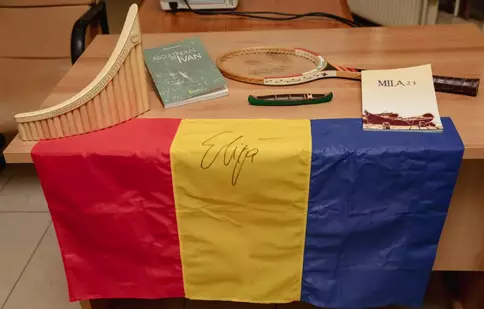 „Grijă pentru nou-născuți”, campanie umanitară a Fundației Ringier pentru achiziționarea unui sistem de livrare a oxidului nitric. Naiul lui Gheorghe Zamfir și racheta lui Ilie Năstase, licitate duminică într-un eveniment caritabil