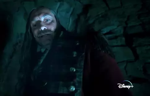A apărut trailerul așteptatului film „Peter Pan & Wendy”. Jude Law e maleficul căpitan Hook