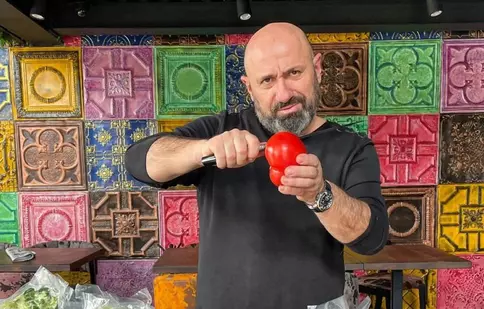 Rețeta lui Cătălin Scărlătescu pentru un drob delicios de Paște. A învățat-o de la bunica lui