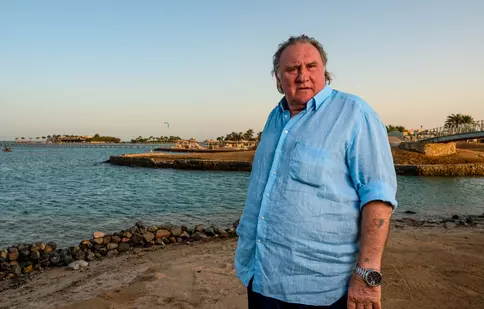 Gérard Depardieu, în fața instanței de judecată. 20 de femei l-au acuzat pe actor de hărțuire. Ce pedeapsă riscă dacă este găsit vinovat