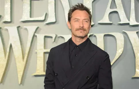 Jude Law, despre rolul din filmul Disney „Peter Pan & Wendy”. Ce semnificație aparte are pentru el și fiul lui