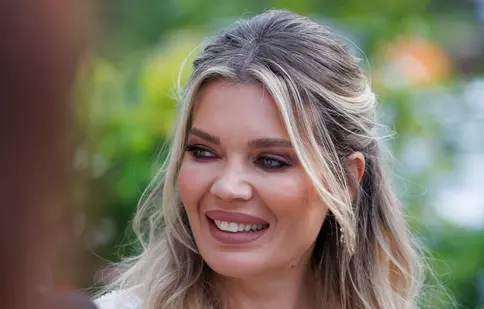 Gina Pistol, adevărul despre prezența tatălui său la nunta ei cu Smiley. „Nu s-a tolănit nimeni pe jos ca-n telenovele”
