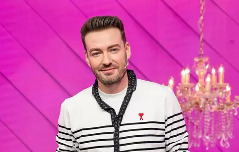 Alexandru Abagiu, despre cum a devenit make-up artist. Ce pasiuni avea în copilărie juratul de la Bravo, ai stil