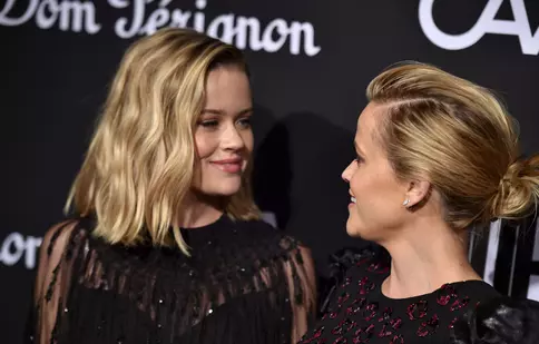 Cum arată copiii unora dintre cele mai cunoscute staruri de la Hollywood. Fotografii de colecție