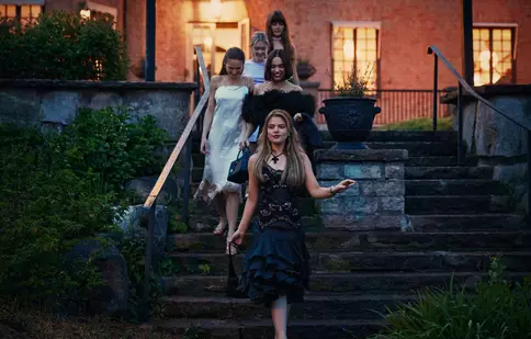 Barracuda Queens, tot ce trebuie să știți despre noul serial Netflix. Poveste, distribuție, trailer