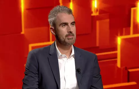 Ernest, la 40 de întrebări cu Denise Rifai. „Câți amanți ai prins la viața ta?”