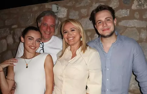 Copiii Andreei Esca au crescut sub ochii noștri. Cum arătau Alexia și Aris Eram, foști concurenți la America Express, când erau de-o șchioapă! EXCLUSIV