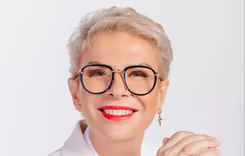 Motivul pentru care Teo Trandafir nu suportă să se uite la emisiunile pe care le prezintă. Are o carieră de peste două decenii în televiziune