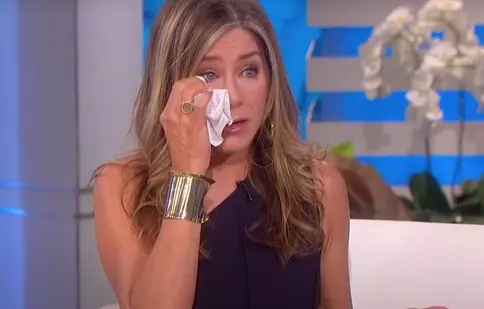 Jennifer Aniston a trecut prin momente de panică. O mașină s-a izbit de poarta vilei de lux a actriței. Ce spun polițiștii