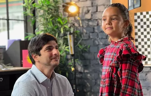 Eva Măruță a revenit pe platoul de filmare. Primele imagini din culisele peliculei „Tati full-time”