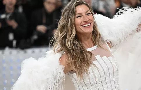 Gisele Bündchen este însărcinată, după divorțul de Tom Brady. Ea și iubitul ei vor deveni părinți pentru prima dată împreună