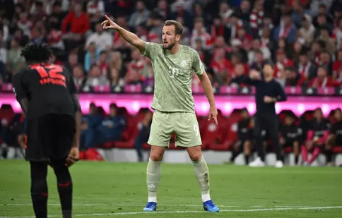 Cine transmite Bayern – Manchester United și Arsenal – PSV Eindhoven, cele mai tari meciuri de miercuri, din Champions League